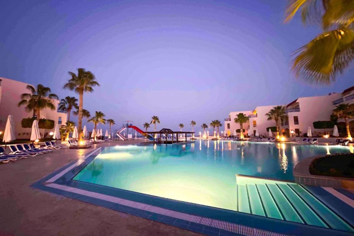 Ivy Cyrene Island Aqua Park Resort (ex Cyrene Island Hotel)