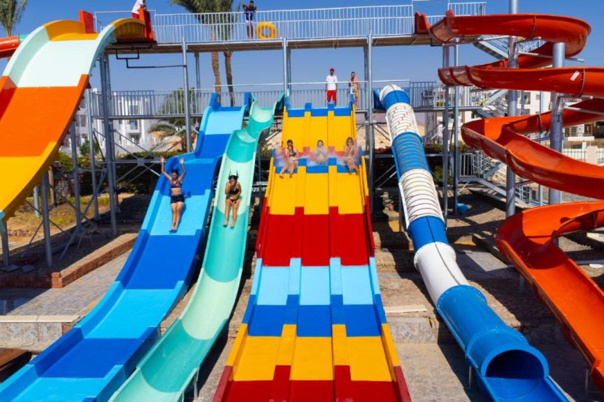 Ivy Cyrene Island Aqua Park Resort (ex Cyrene Island Hotel)