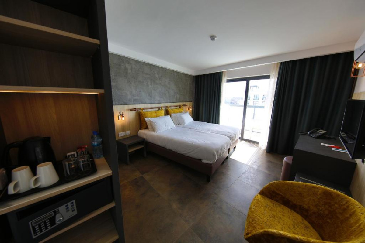 Ivy Hotel