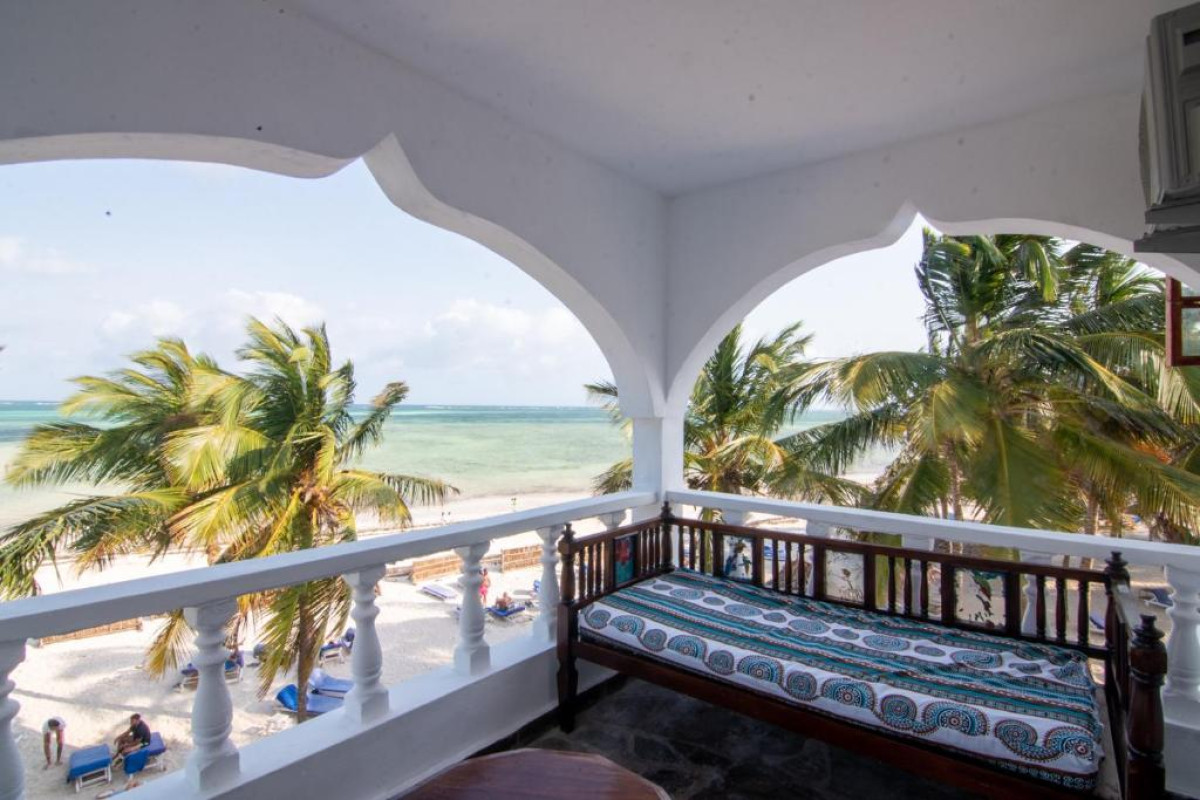 Jacaranda Beach Resort