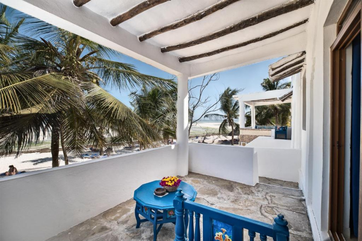 Jacaranda Beach Resort