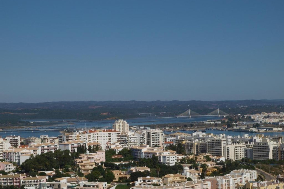 Apartamentos Jardins Da Rocha