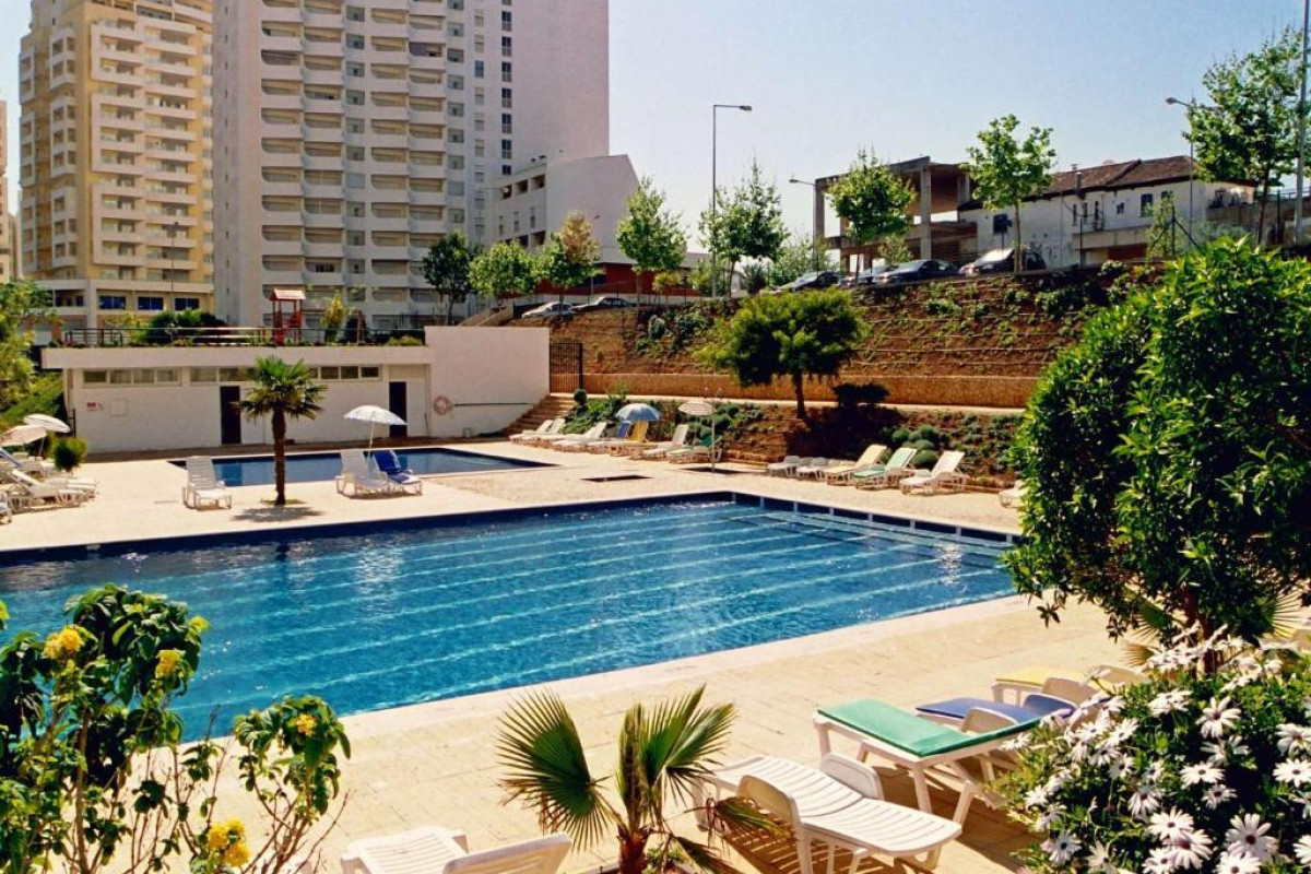 Apartamentos Jardins Da Rocha