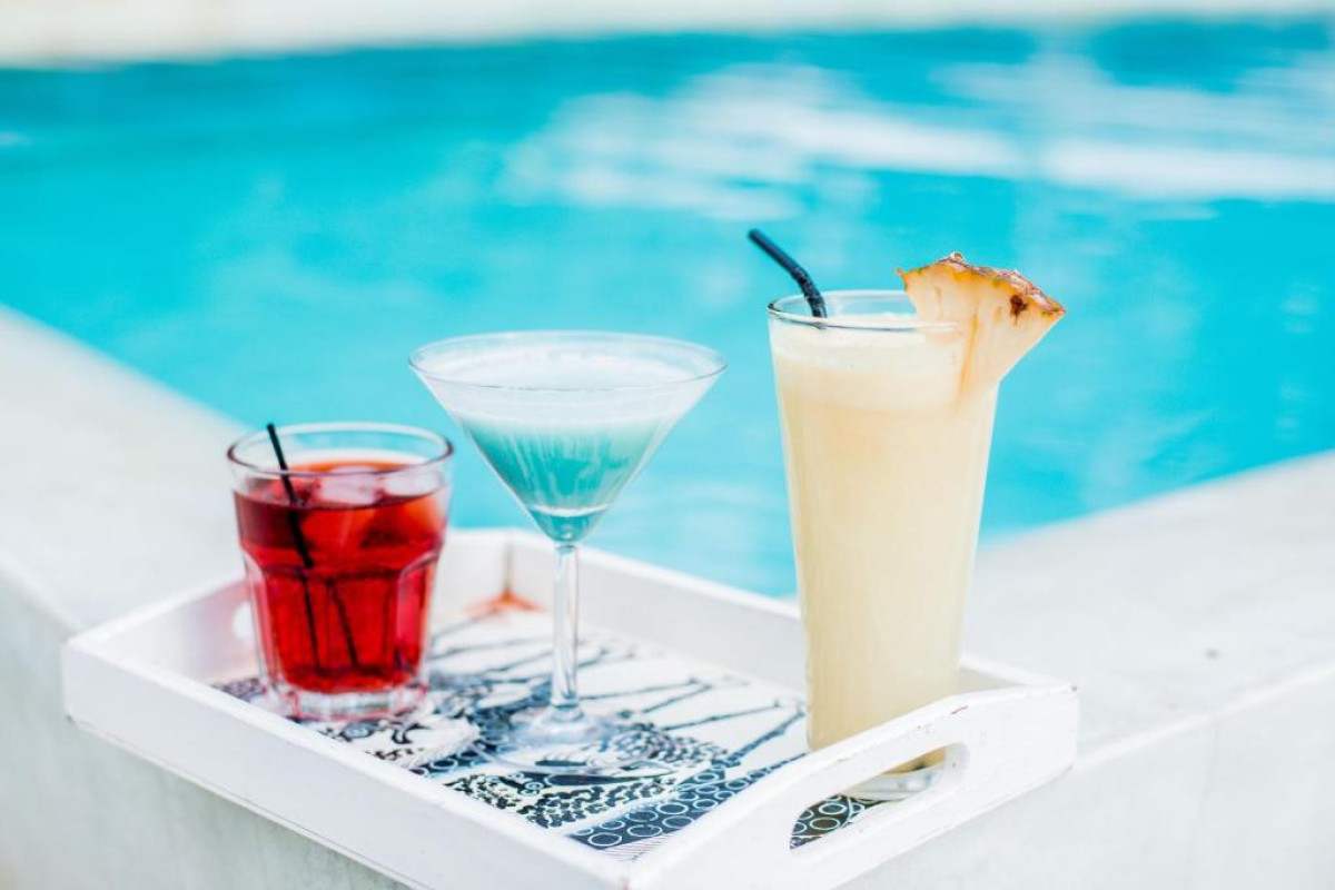 Jaribu Beach Hotel