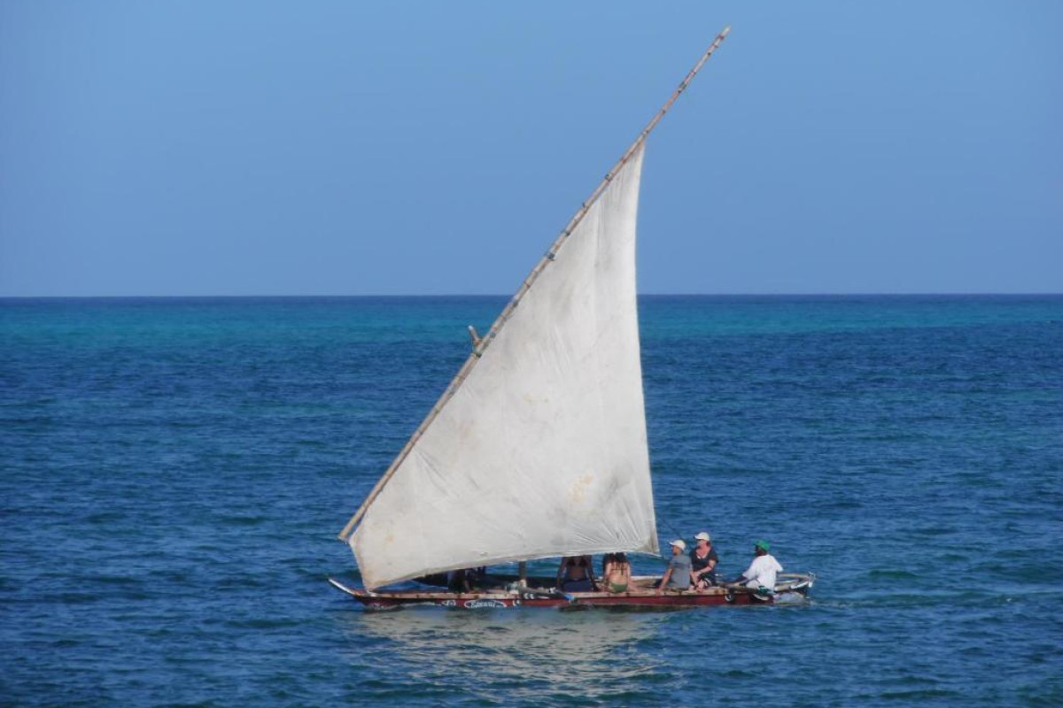 Jaribu Beach Hotel