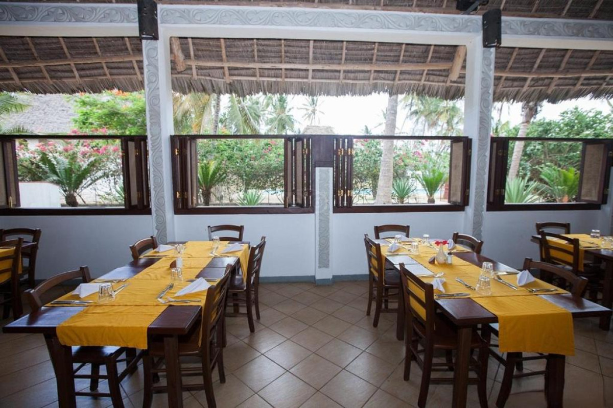 Jaz Adonia Beach Resort (Ex. Uroa Bay Beach Resort)