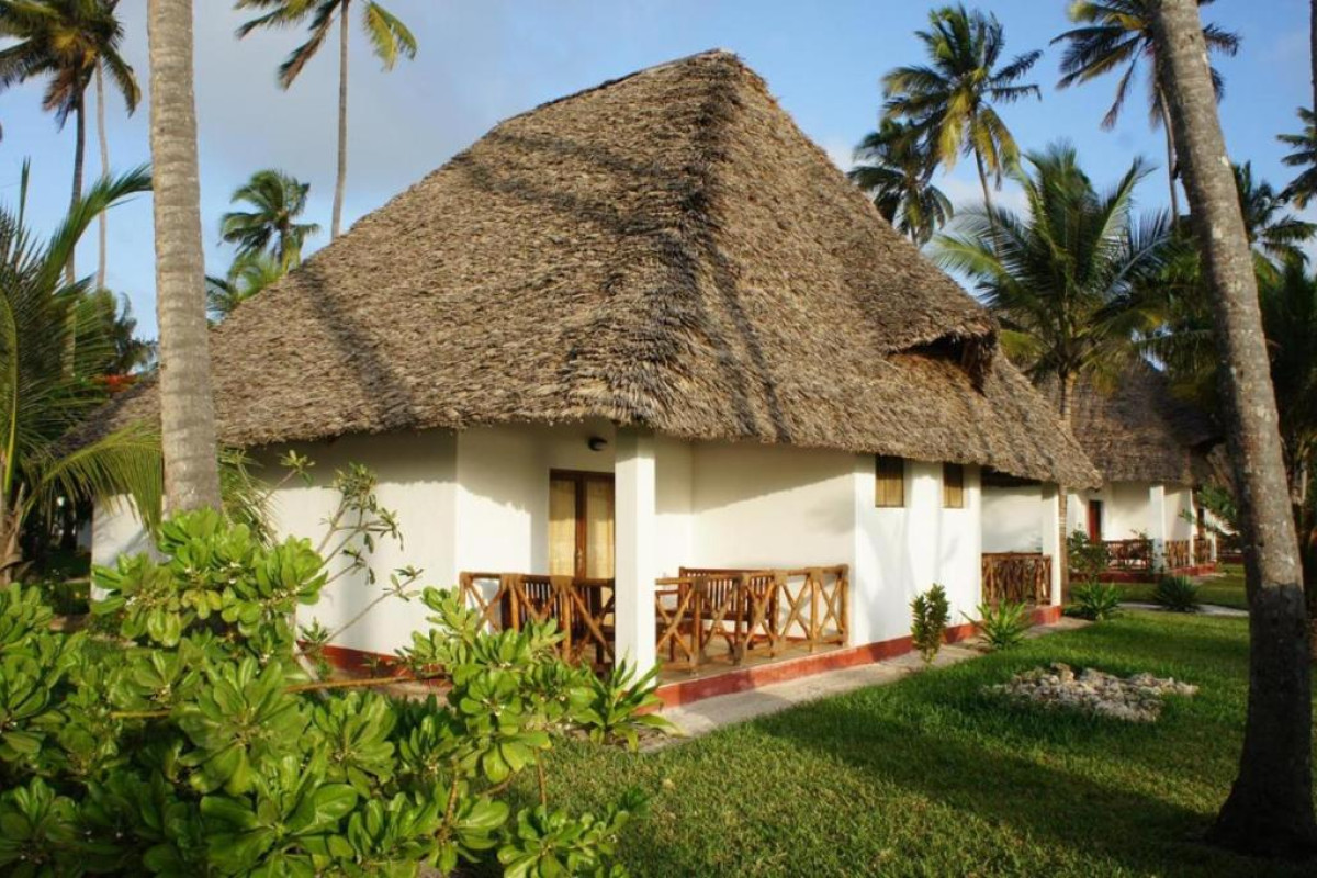 Jaz Adonia Beach Resort (Ex. Uroa Bay Beach Resort)