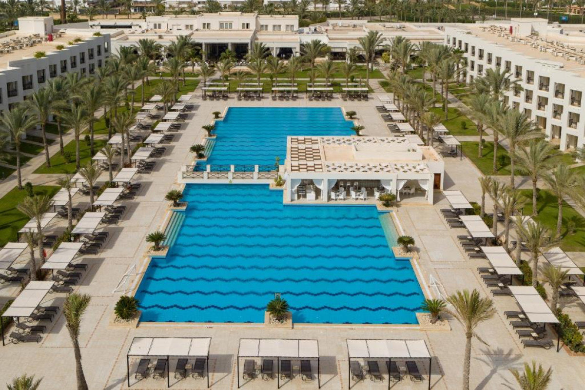 Jaz Elite Crystal Resort