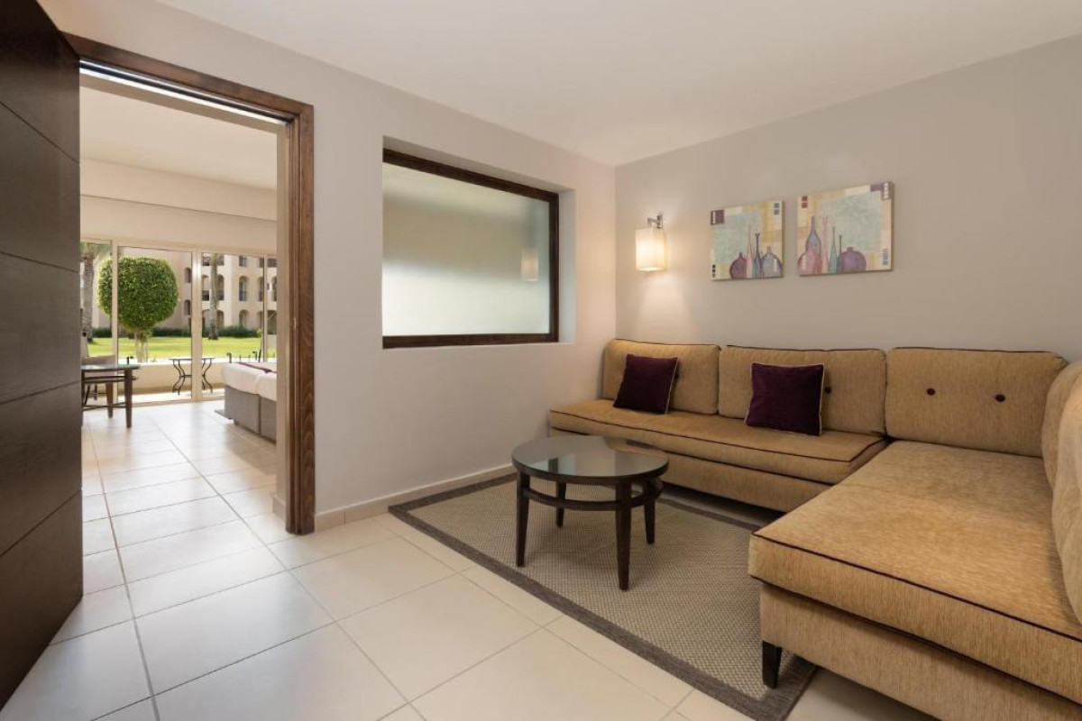 Jaz Elite Crystal Resort