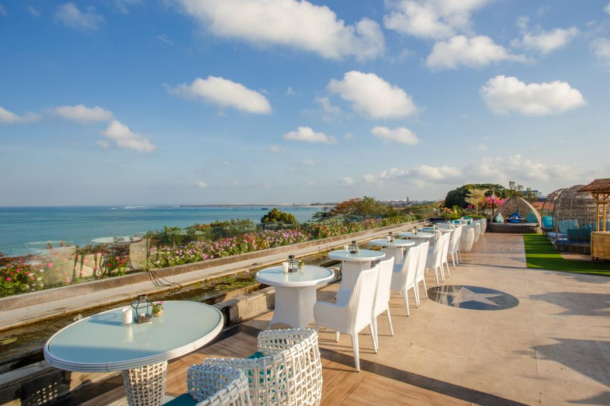 Jimbaran Bay Beach Resort and Spa by Prabhu