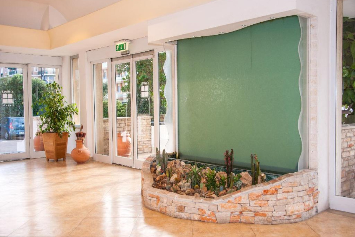 Joli Park Hotel