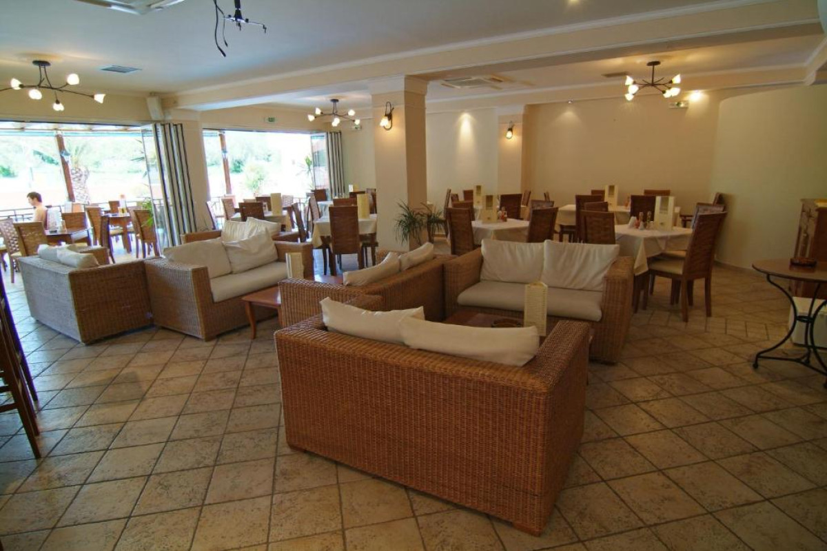 Joy Life Hotel