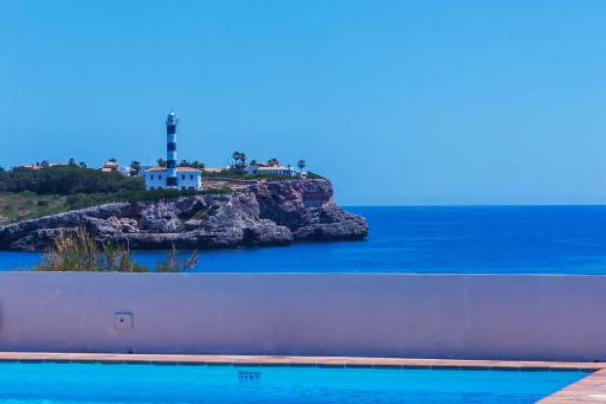 JS Cape Colom - Adults Only