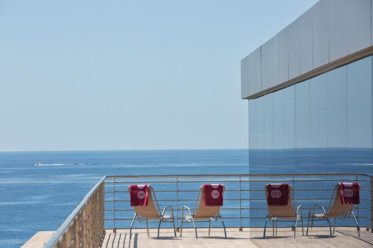 JS Cape Colom - Adults Only