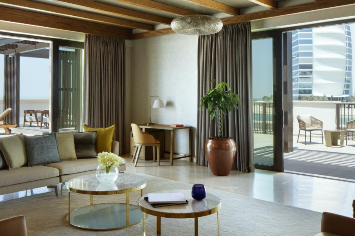 JUMEIRAH AL NASEEM