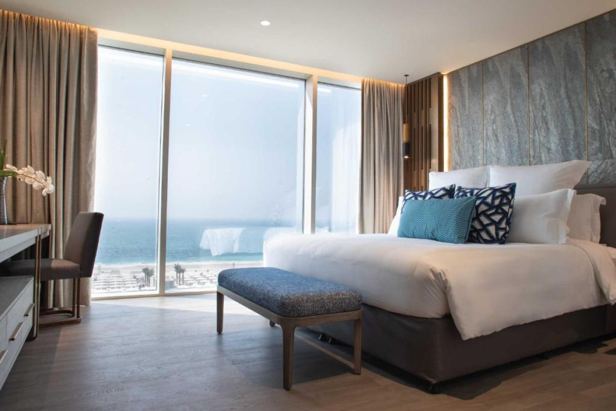 JUMEIRAH BEACH HOTEL DUBAI