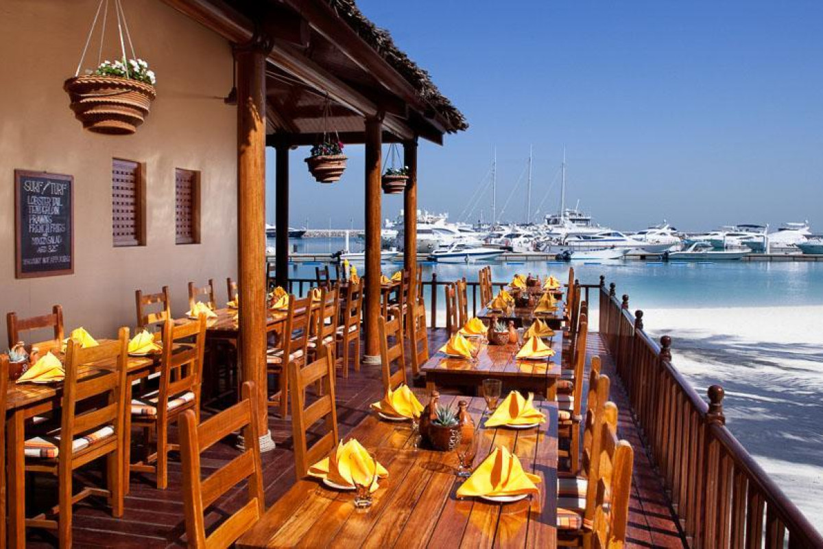 JUMEIRAH BEACH HOTEL DUBAI