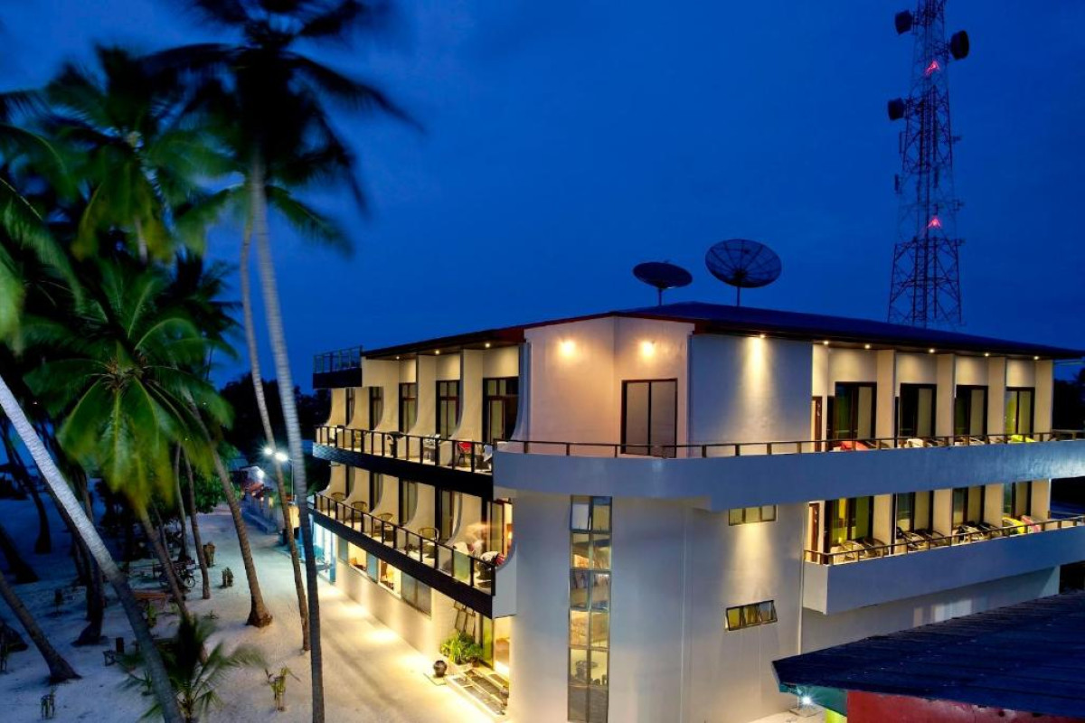 Hotel Kaani Beach