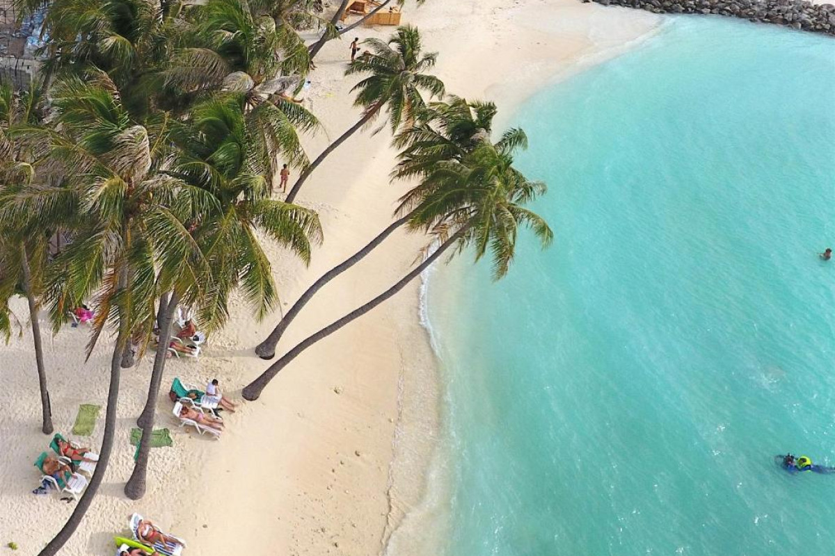 Hotel Kaani Beach