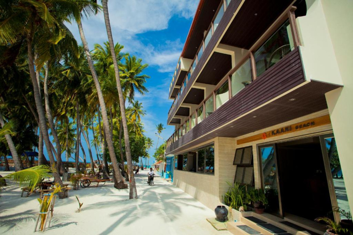 Hotel Kaani Beach