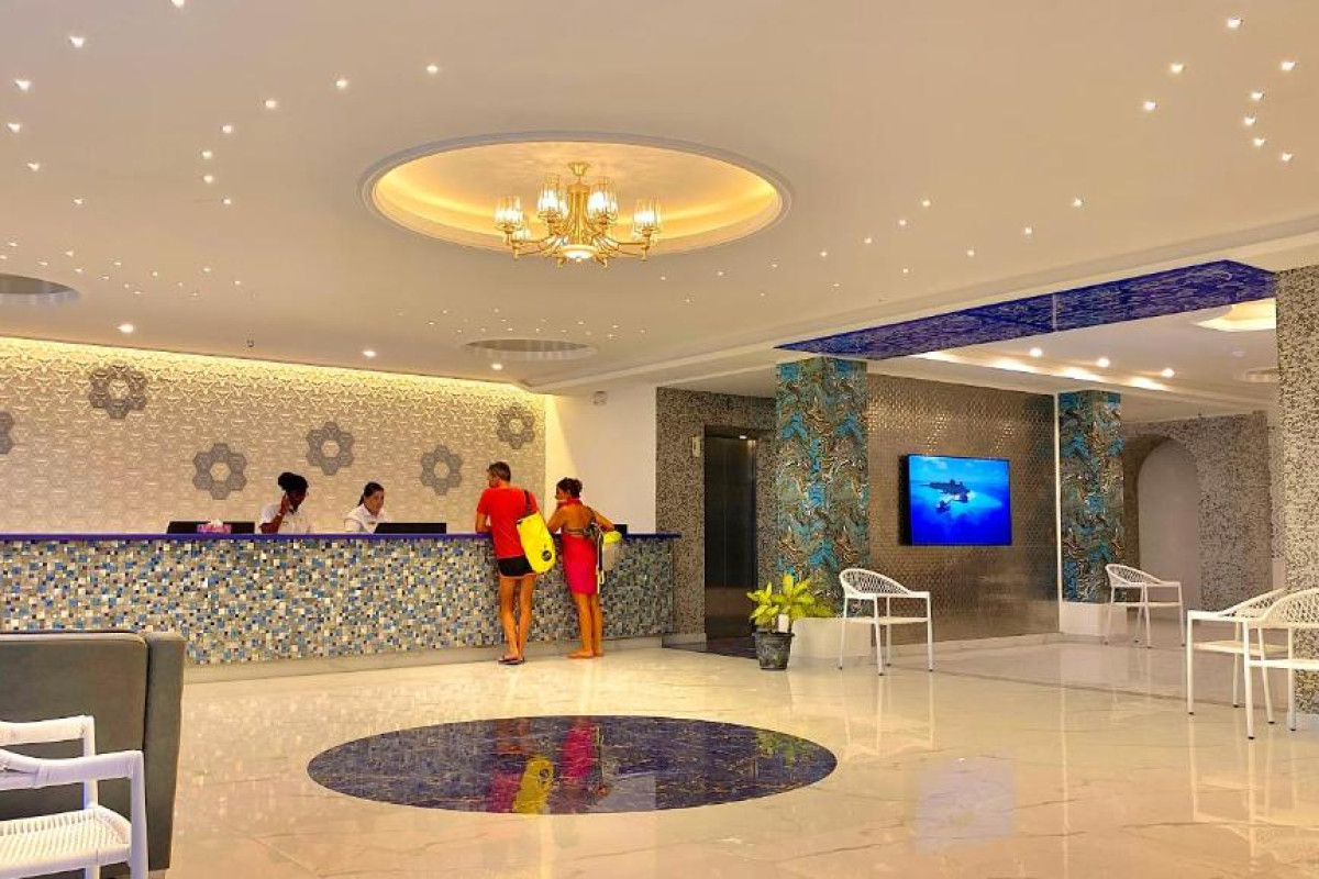 Kaani Palm Beach Resort