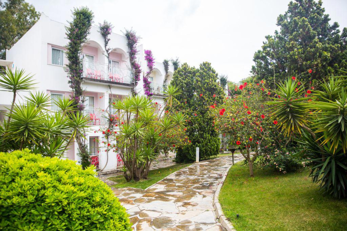 Kadikale Resort Spa & Wellness