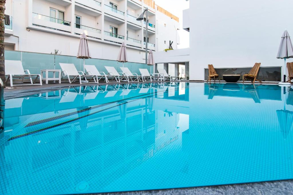 Kahlua Sea View Suites