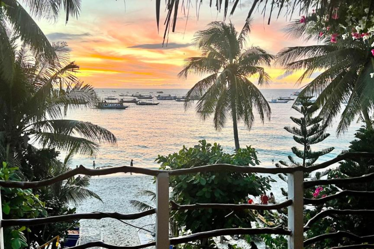 Kaiyana Boracay Beach Resort