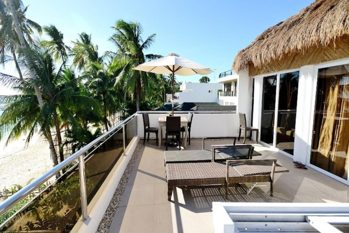 Kaiyana Boracay Beach Resort