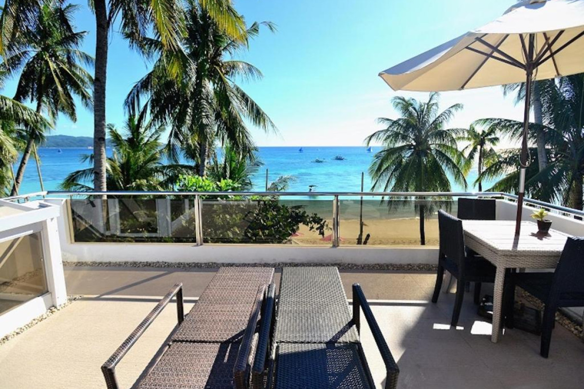 Kaiyana Boracay Beach Resort