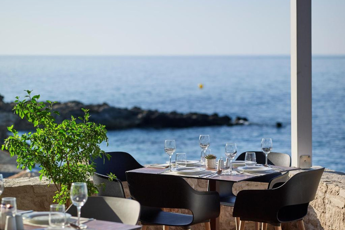 Kakkos Beach Hotel - Adults Only