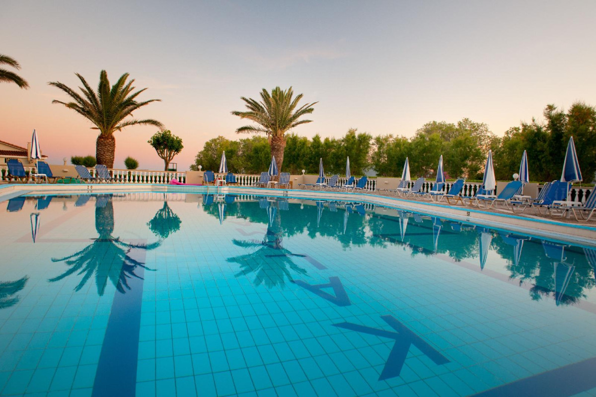 KALAMAKI BEACH HOTEL, ZAKYNTHOS ISLAND