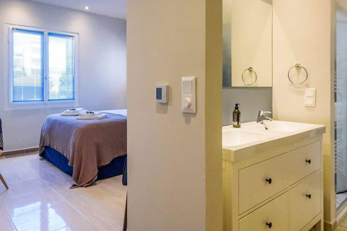 Kalamata Mediterranean Suites  Villas