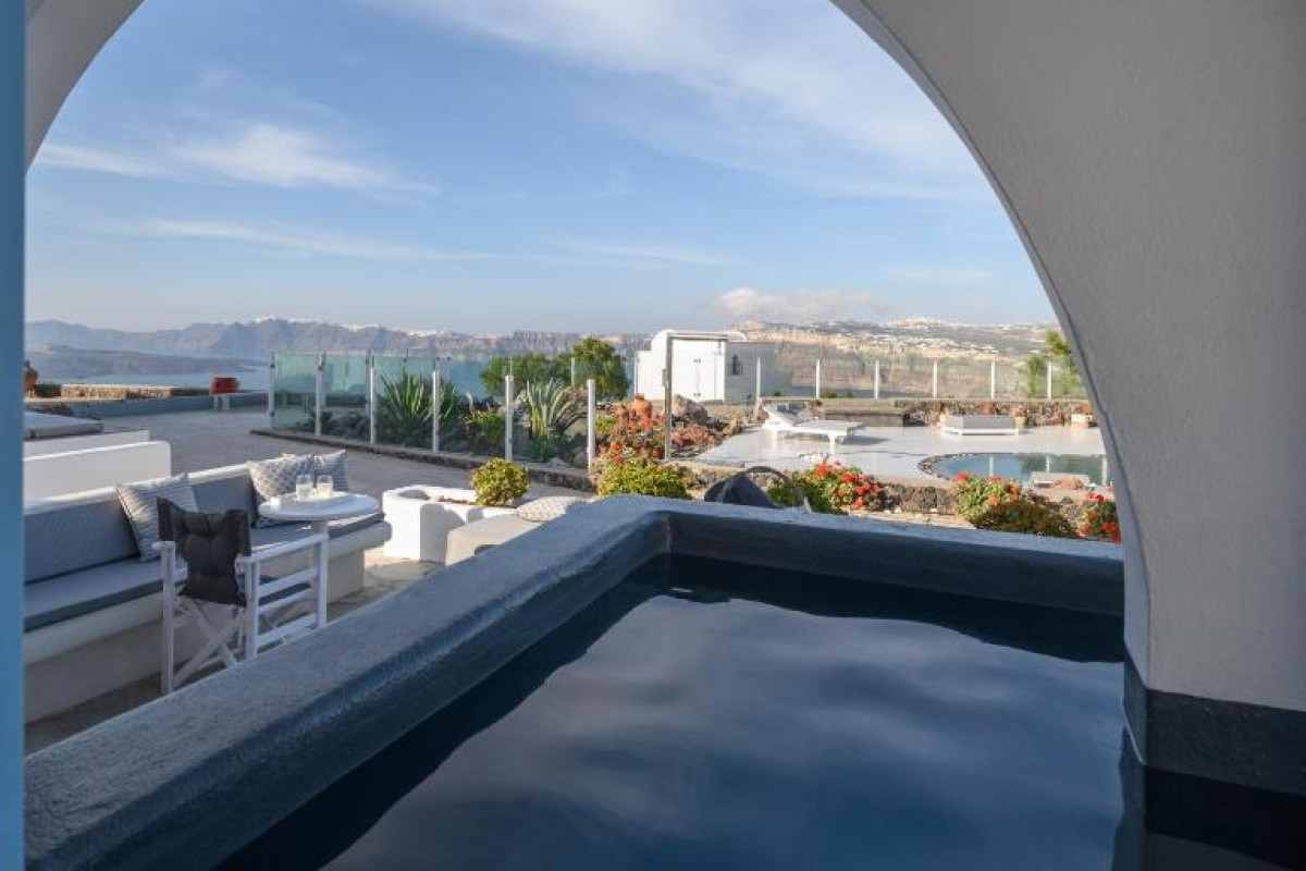 Kalestesia Suites Santorini