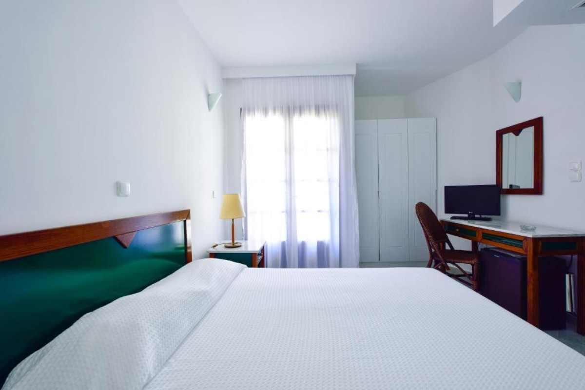 KALIDON BEACH HOTEL