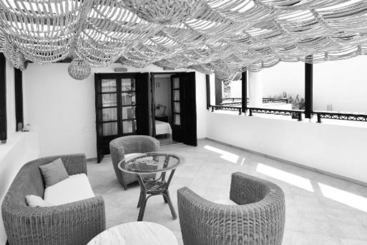 KALIDON BEACH HOTEL
