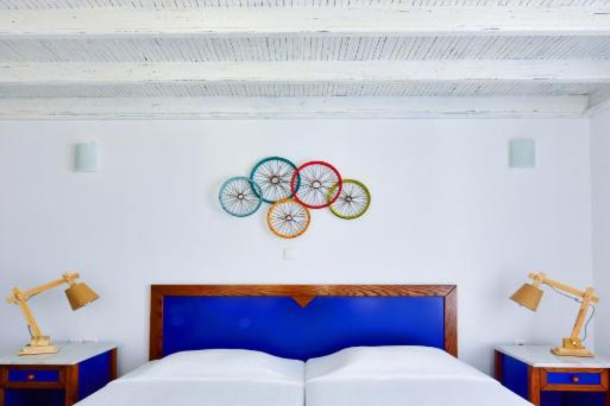 KALIDON BEACH HOTEL
