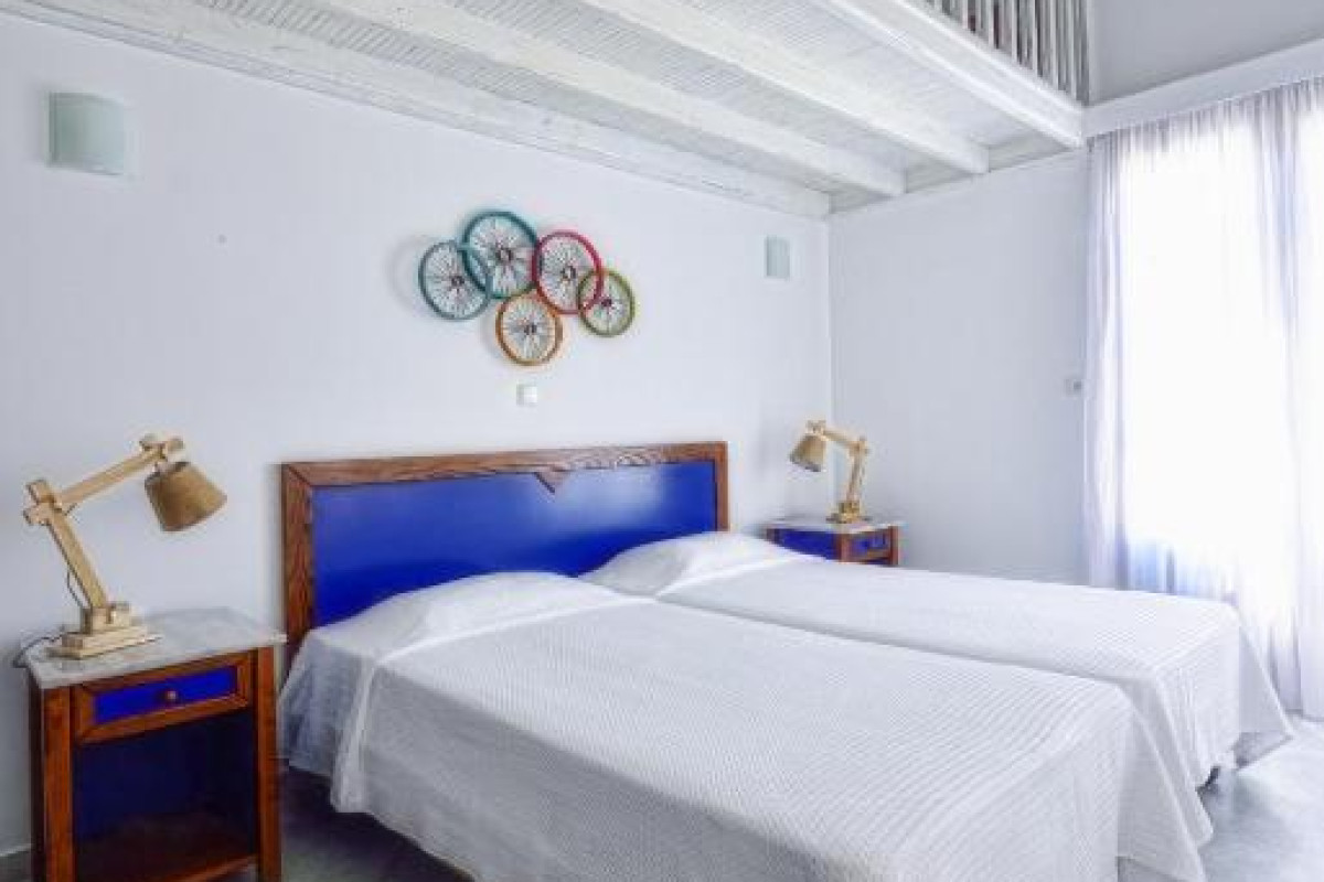 KALIDON BEACH HOTEL