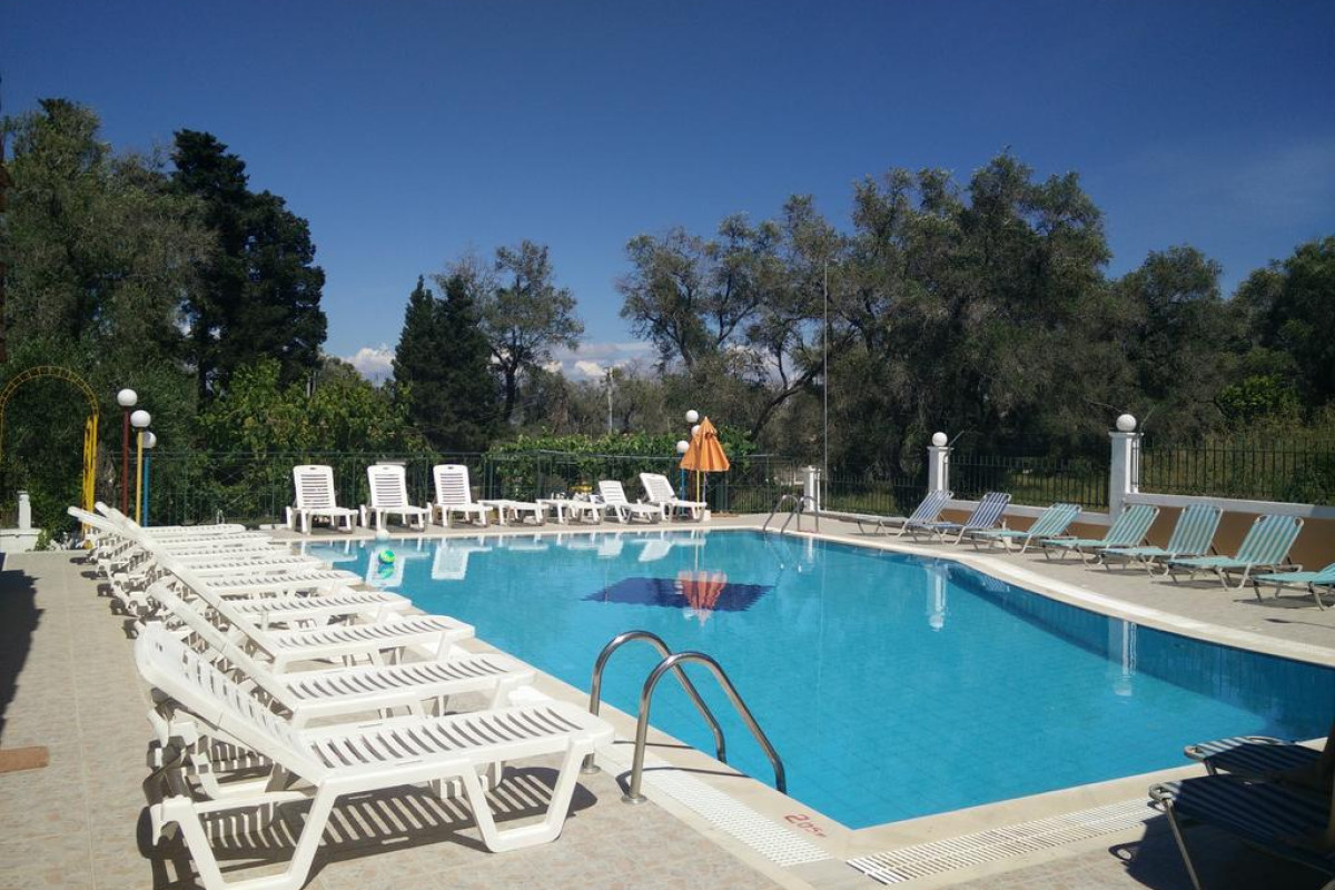 Kalypso Studios and Apartments