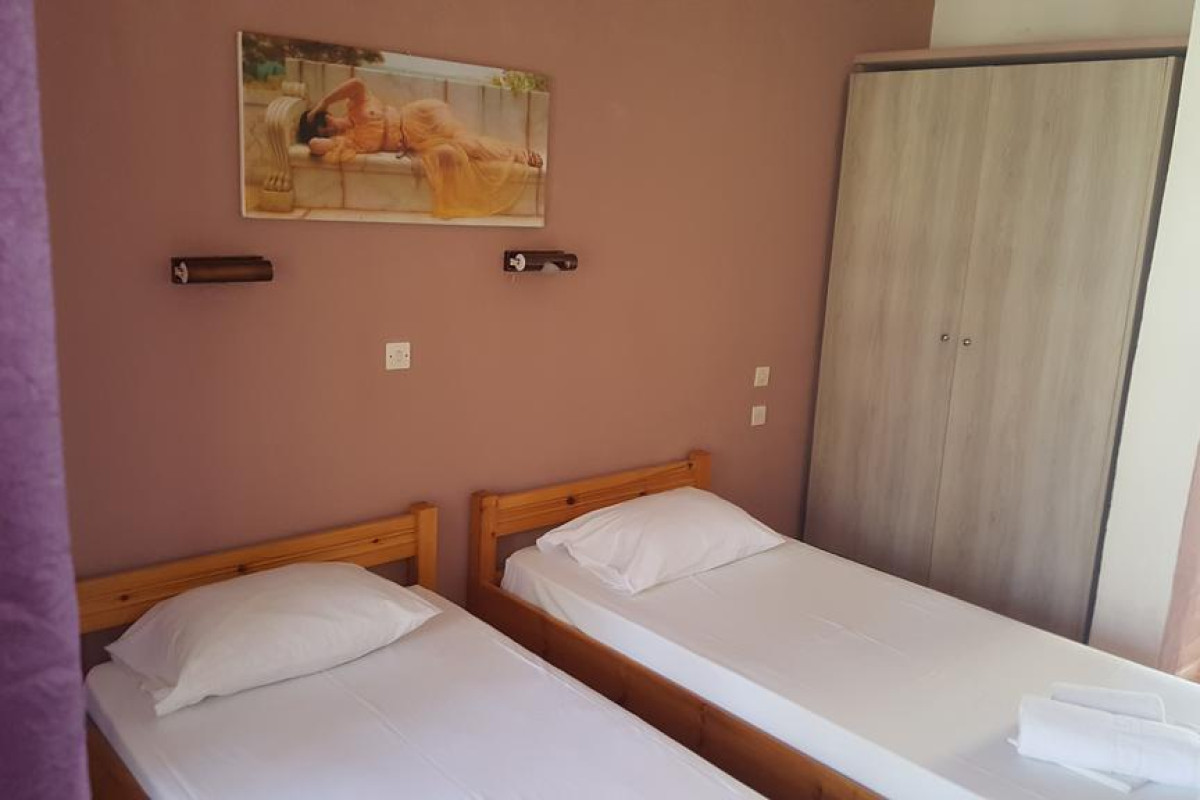 Kalypso Studios and Apartments