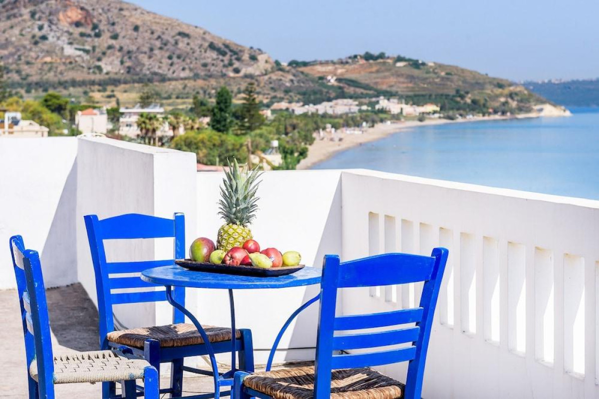 Kalyves Bay