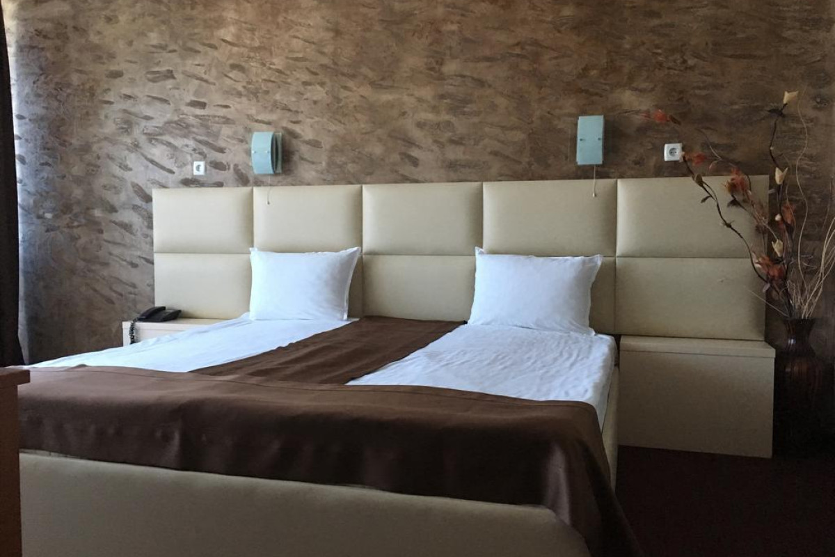 KAMENEC HOTEL KITEN