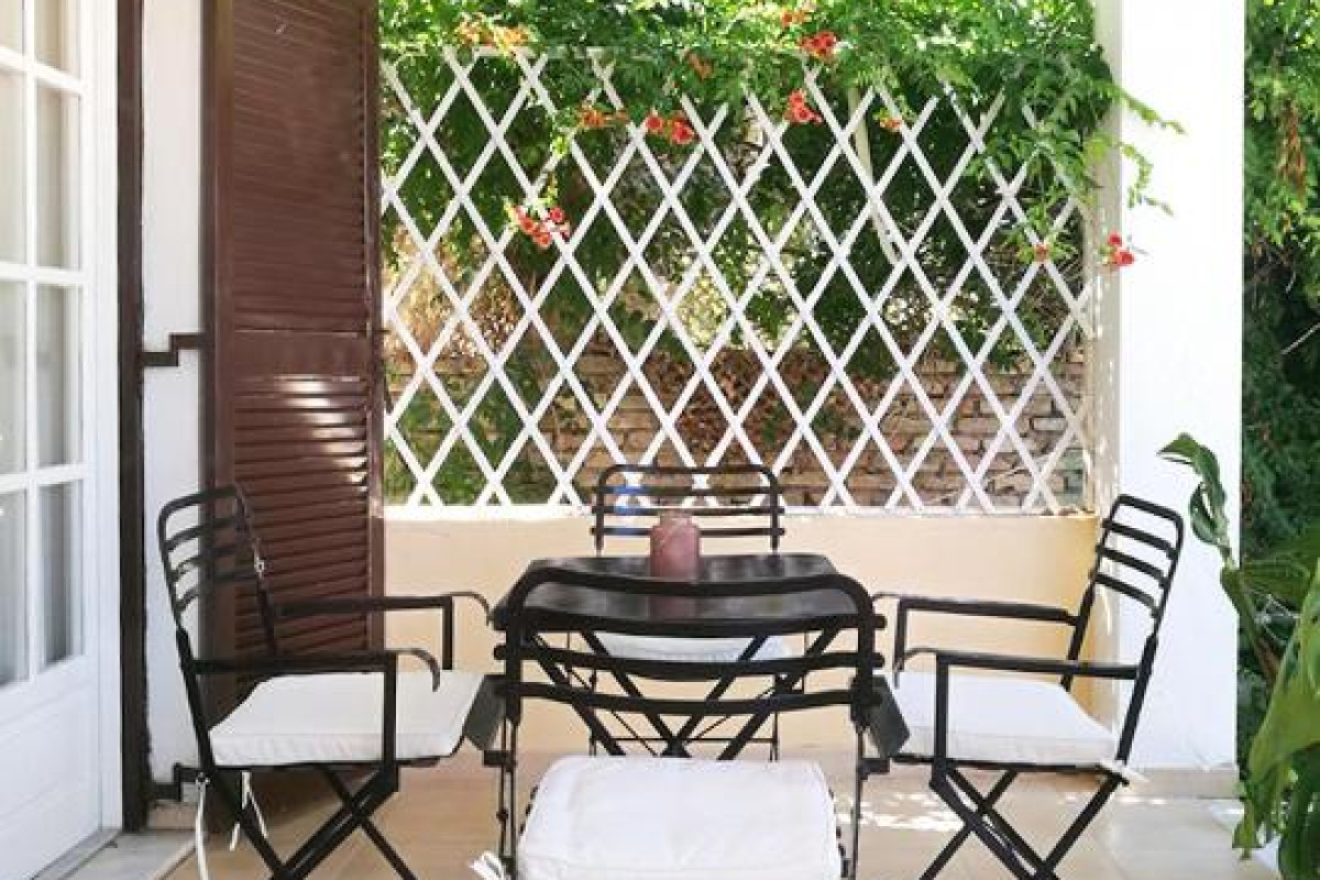 Kamini Apartments
