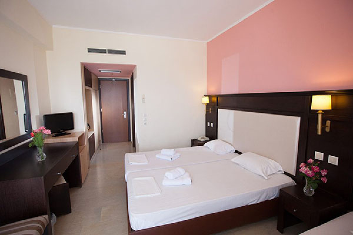 Kanali Beach Hotel