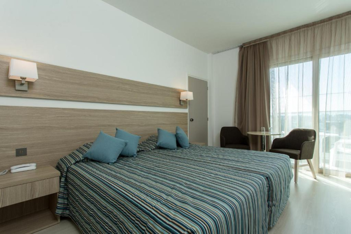 Kapetanios Bay Hotel Protaras