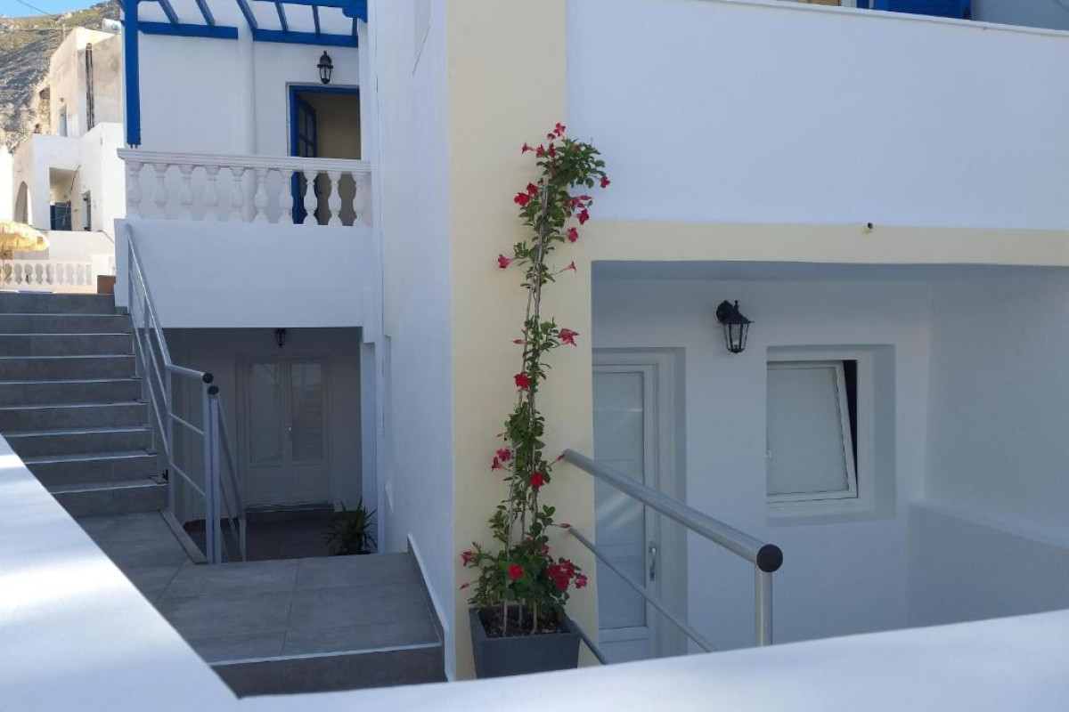 Karidis Hotel