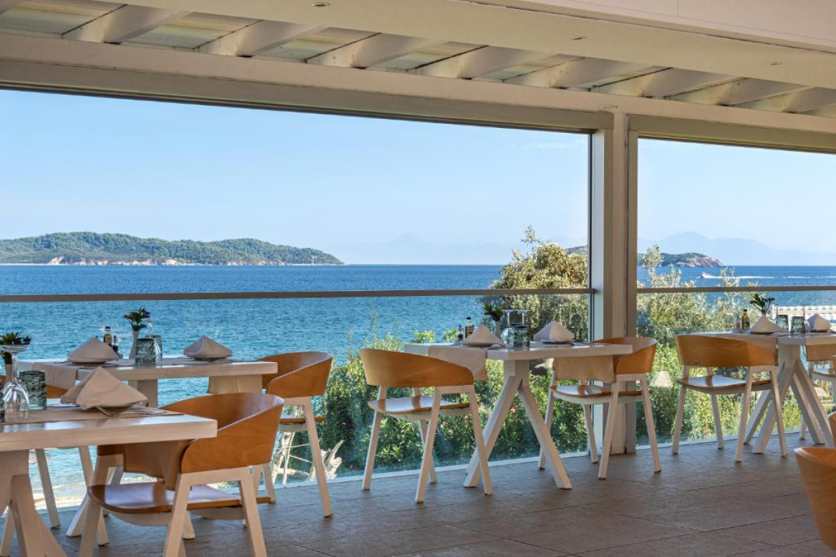 Kassandra Bay Resort, Suites & Spa