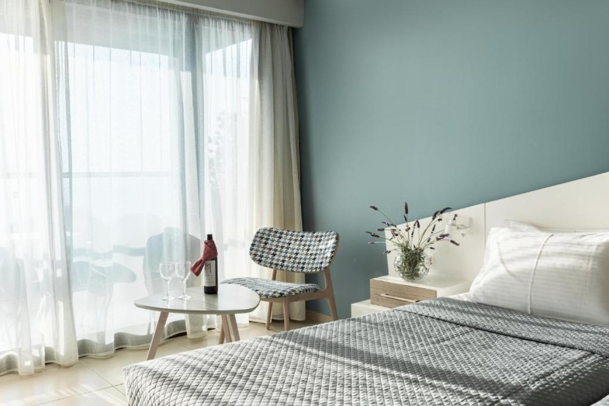 Kassandra Bay Resort, Suites & Spa