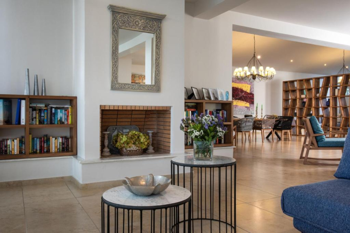 Kassandra Bay Resort, Suites & Spa