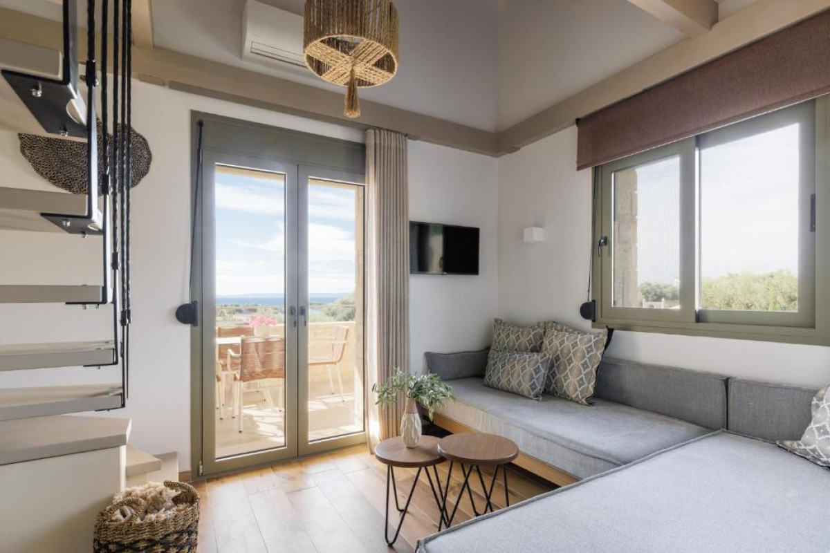 Kastri Elia Suites